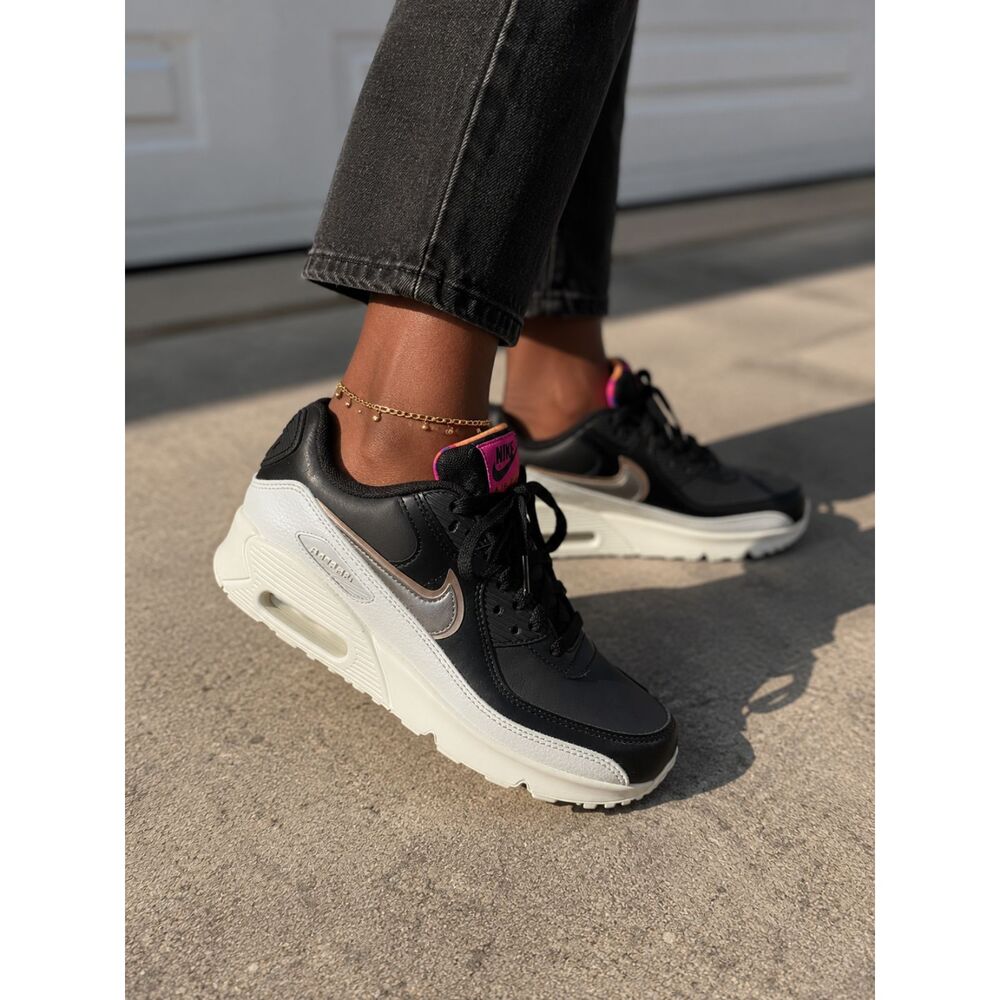 Nike Air Max 90 SE Black Rose Gold Sneaker 5Y Fits Women 6.5